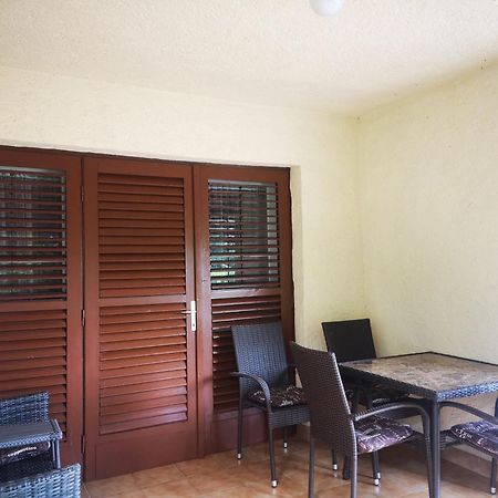 Vadasztanya Apartmanhazak Siófok Rum bild