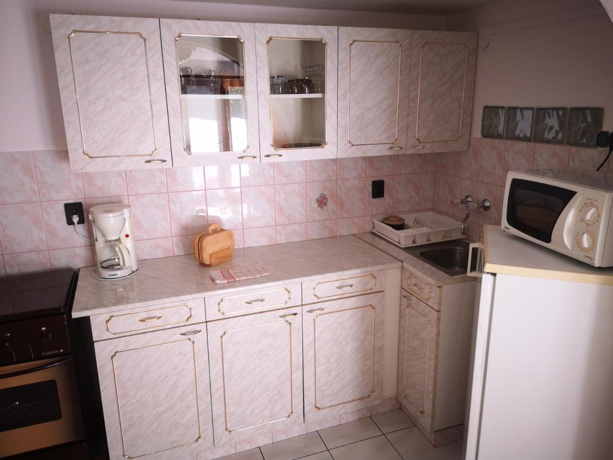 Vadasztanya Apartmanhazak Siófok Exteriör bild