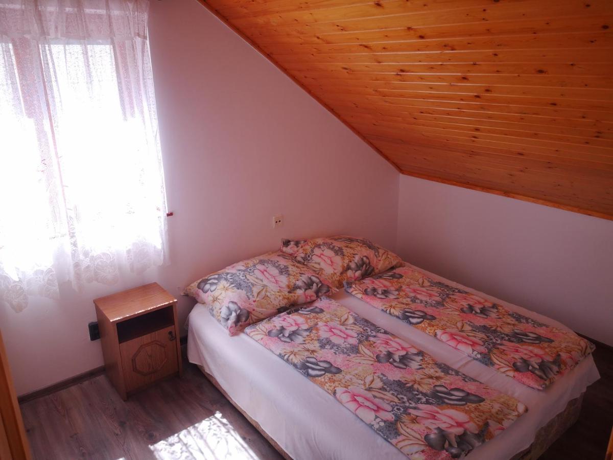 Vadasztanya Apartmanhazak Siófok Exteriör bild