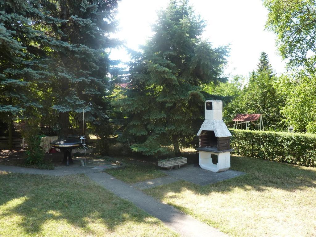Vadasztanya Apartmanhazak Siófok Rum bild