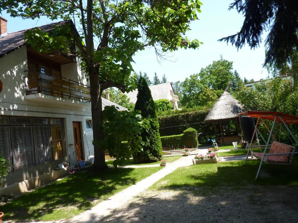 Vadasztanya Apartmanhazak Siófok Exteriör bild